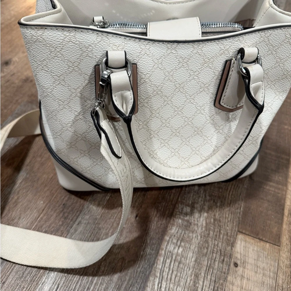 Nine West Beige Shoulder Bag